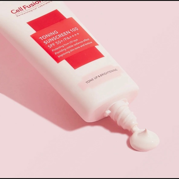 NEW Cell Fusion C Dermatological Laboratory Toning Sunscreen SPF 50+ PA++++ - Picture 1 of 2